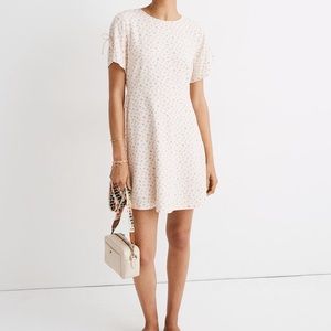 Madewell Tie Sleeve Retro Dress in Dutch Dandelion!